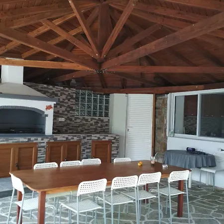 Apartmán Zephyros 1 *