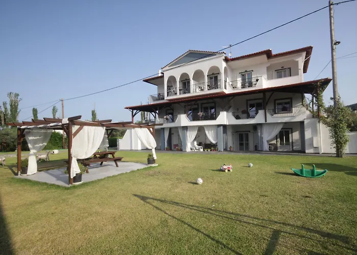 Zephyros Resort 1 *