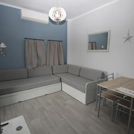 Apartment Zephyros Family 1 *